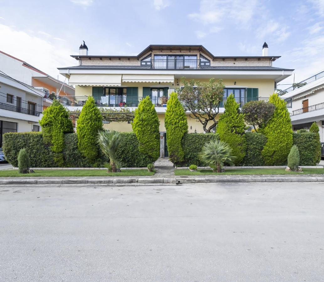 Vasilis Luxury Apartment Ioannina Exterior photo
